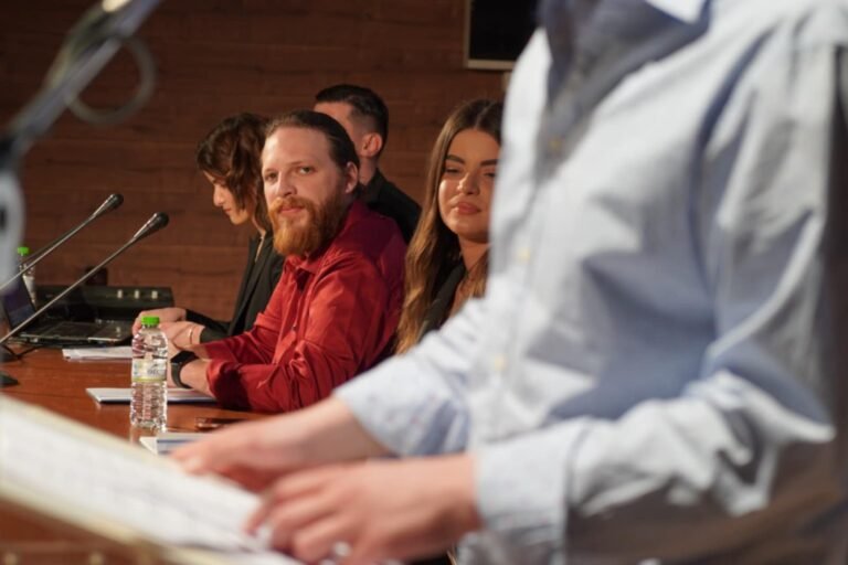 1cf0cf2a-cce7-4552-8961-ba2188fcb4ce